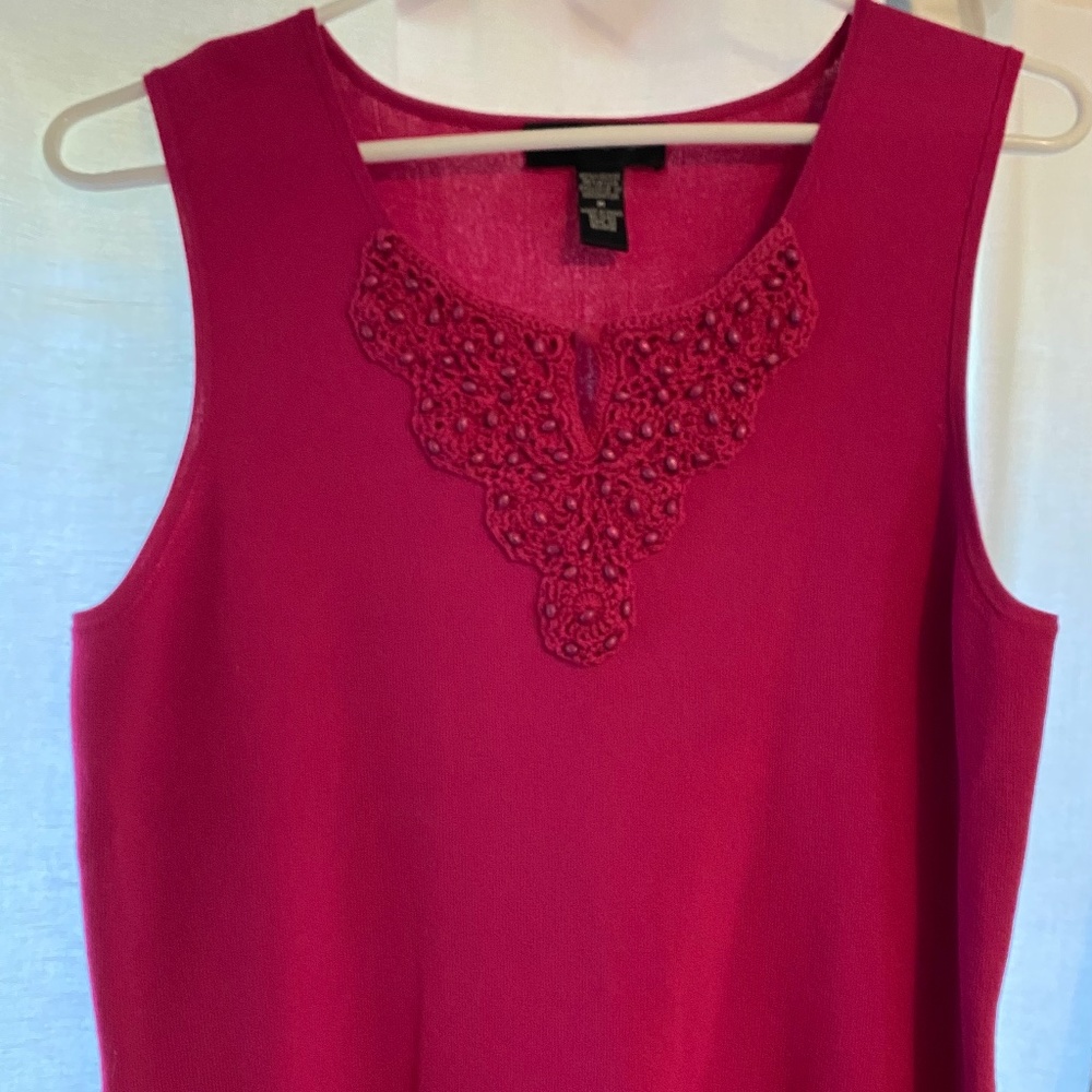 Sleeveless sweater